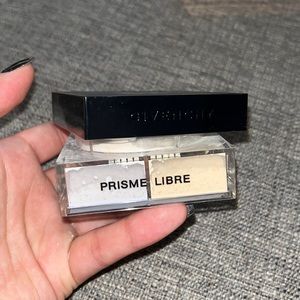 Givenchy Prisme Libre Face Powder Baking Powder Poudre Libre Visage
